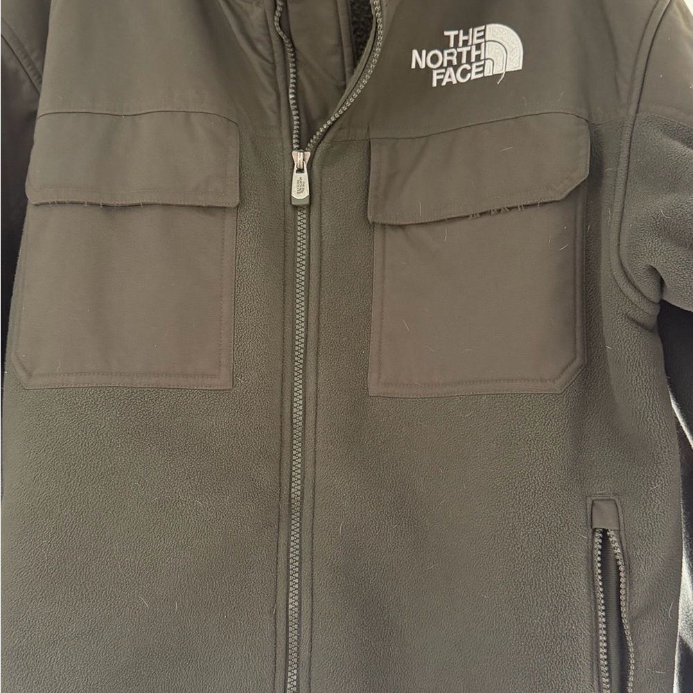 The North Face Men's Hunter Green Heavy Fleece Jacket
